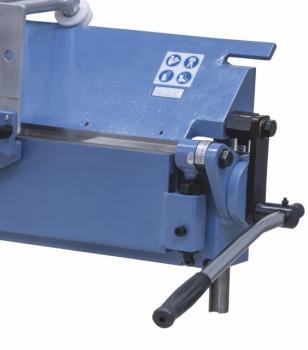 Bernardo Schwenkbiegemaschine BB 3000 RS mit Rollenschere